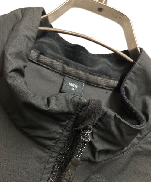 HAGLOFS（ホグロフス）HAGLOFS (ホグロフス) ソフトシェルマウンテンパーカー ブラック×グレー サイズ:Sの古着・服飾アイテム