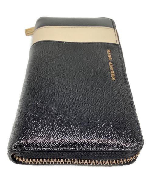 MARC JACOBS（マークジェイコブズ）MARC JACOBS (マーク ジェイコブス) 長財布 ベージュ×ブラックの古着・服飾アイテム