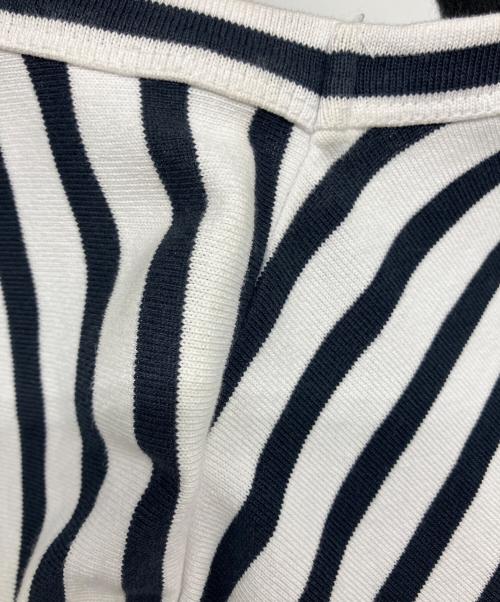 Champion（チャンピオン）Champion (チャンピオン) ロングスリーブTシャツ ブラック×ホワイト サイズ:Ｌの古着・服飾アイテム