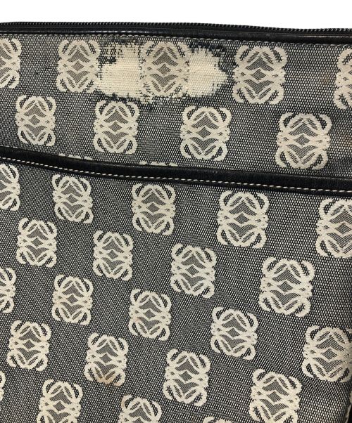 LOEWE（ロエベ）LOEWE (ロエベ) ショルダーバッグ グレーの古着・服飾アイテム