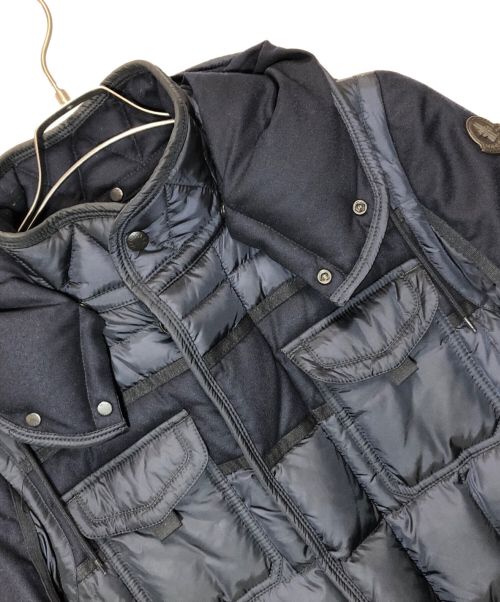 MONCLER（モンクレール）MONCLER (モンクレール) ダウンジャケット ブラック×ネイビーの古着・服飾アイテム