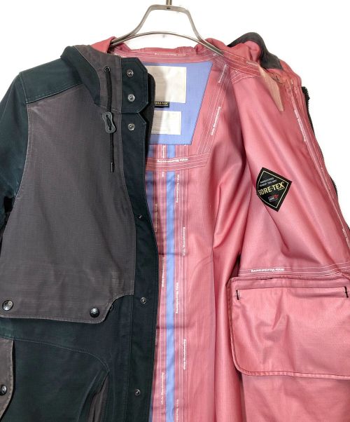 WHITE MOUNTAINEERING（ホワイトマウンテ二アニング）WHITE MOUNTAINEERING (ホワイトマウンテ二アニング) マウンテンパーカー ブラック サイズ:2の古着・服飾アイテム