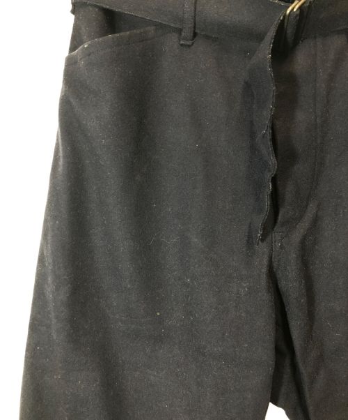 COMOLI（コモリ）COMOLI (コモリ) フェルトンベルテッドパンツ インディゴ サイズ:SIZE1の古着・服飾アイテム