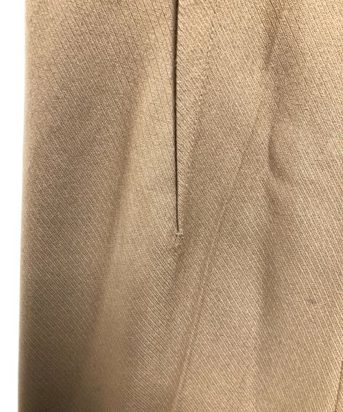 UNDERCOVER（アンダーカバー）UNDERCOVER (アンダーカバー) ウールサテンダーツワイドスラックス ベージュ サイズ:SIZE 1の古着・服飾アイテム