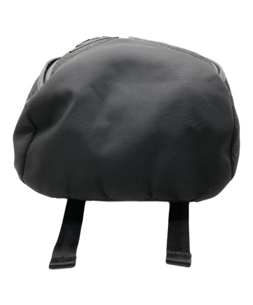 Y-3（ワイスリー）Y-3 (ワイスリー) デイパック ブラックの古着・服飾アイテム