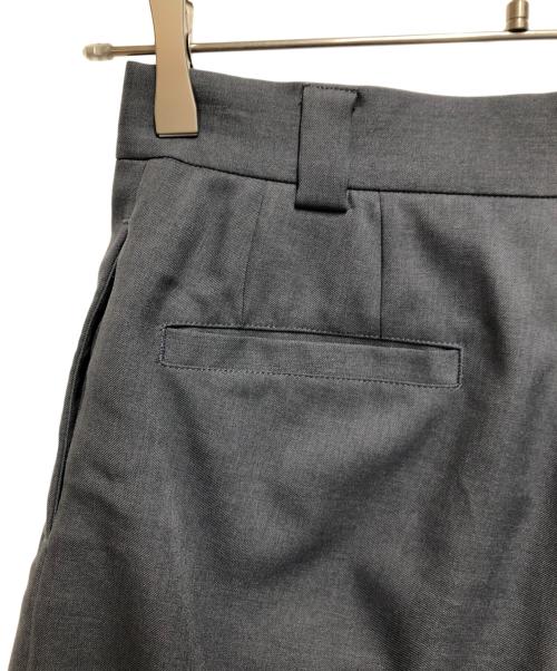 pim.ark（リムアーク）pim.ark (リムアーク) Center press PT グレー サイズ:36の古着・服飾アイテム