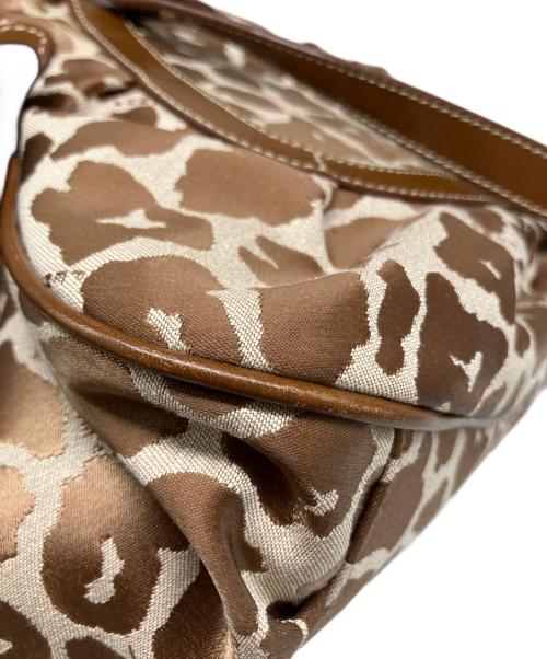 FENDI（フェンディ）FENDI (フェンディ) ハンドバッグ ブラウンの古着・服飾アイテム