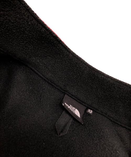 THE NORTH FACE（ザ ノース フェイス）THE NORTH FACE (ザ ノース フェイス) デナリジャケット ブラック×レッド サイズ:XSの古着・服飾アイテム