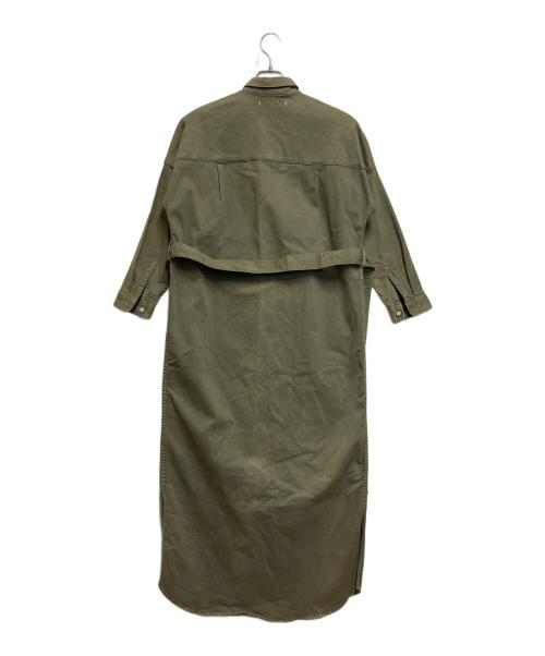 THE SHIRT by upper hights（ザ シーツ バイ アッパーハイツ）THE SHIRT by upper hights (ザ シーツ バイ アッパーハイツ) マキシ丈ツイルシャツワンピース グリーンの古着・服飾アイテム