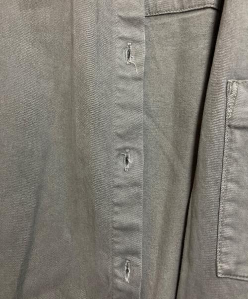 THE SHIRT by upper hights（ザ シーツ バイ アッパーハイツ）THE SHIRT by upper hights (ザ シーツ バイ アッパーハイツ) マキシ丈ツイルシャツワンピース グリーンの古着・服飾アイテム