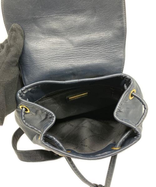 COLE HAAN（コールハーン）COLE HAAN (コールハーン) レザーリュック ネイビーの古着・服飾アイテム