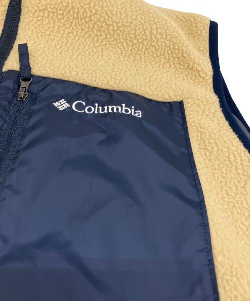 Columbia（コロンビア）Columbia (コロンビア) シュガードーム ベスト ベージュ×ネイビー サイズ:Lの古着・服飾アイテム