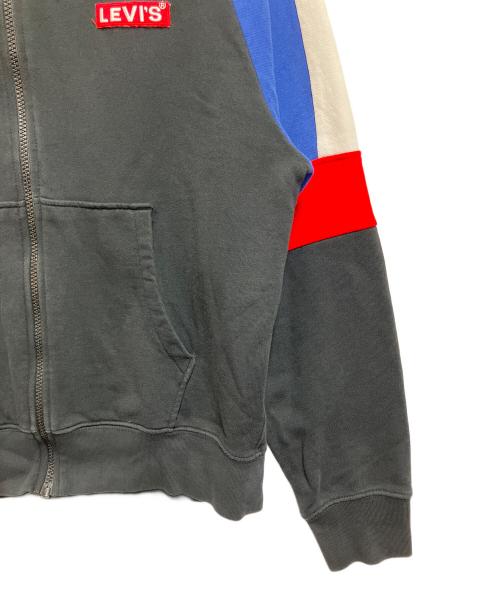 LEVI'S（リーバイス）LEVI'S (リーバイス) ジップパーカー ブラック×ブルー サイズ:SIZE Sの古着・服飾アイテム