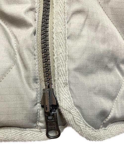 TAION（タイオン）TAION (タイオン) ミリタリーリバーシブルダウンジャケット カーキ サイズ:EU/US S / ASIA Mの古着・服飾アイテム