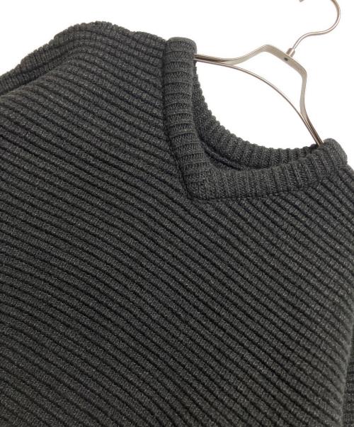 ETRE TOKYO（エトレトウキョウ）ETRE TOKYO (エトレトウキョウ) リングネックBOXニットプルオーバー ブラック サイズ:FREEの古着・服飾アイテム