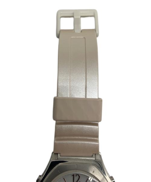 CASIO（カシオ）CASIO (カシオ) 腕時計 ホワイトの古着・服飾アイテム