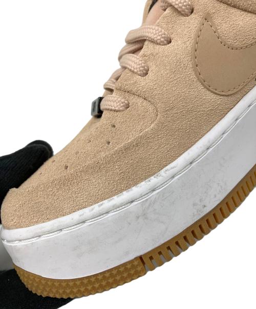 NIKE（ナイキ）NIKE (ナイキ) WMNS AF1 SAGE LOW ベージュ サイズ:22.5の古着・服飾アイテム