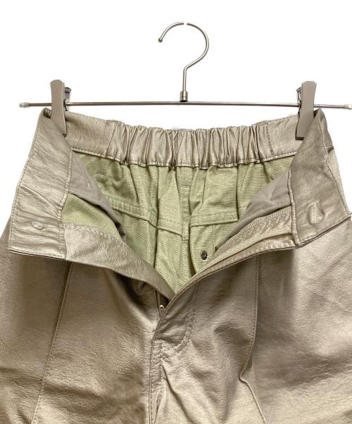 Ameri（アメリ）Ameri (アメリ) UNDRESSED DENIM DETAIL SYNTHETIC LEATHER PANTS ベージュ サイズ:Sの古着・服飾アイテム