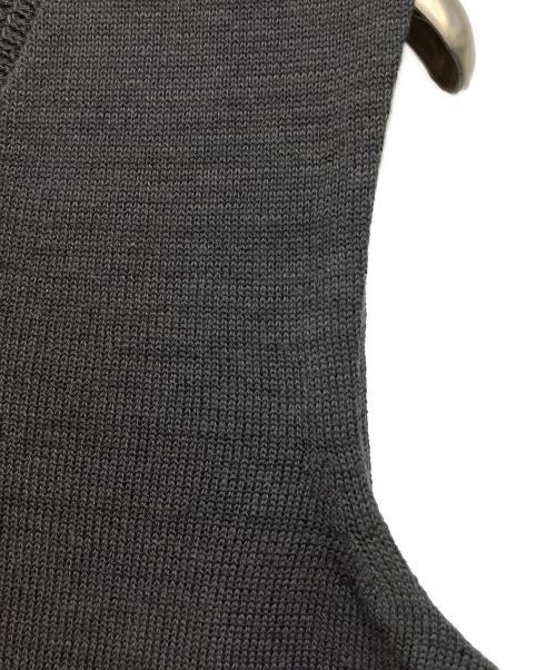 BELAFONTE（ベラフォンテ）BELAFONTE (ベラフォンテ) ニットベスト グレー サイズ:Mの古着・服飾アイテム