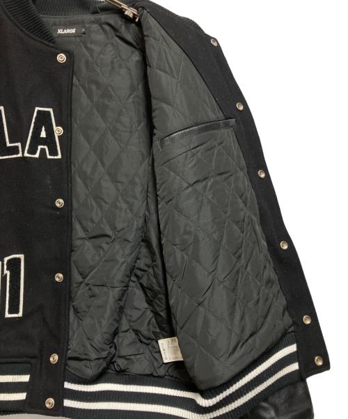 X-LARGE（エクストララージ）X-LARGE (エクストララージ) OG LOGO VARSITY JACKET ブラック サイズ:Lの古着・服飾アイテム