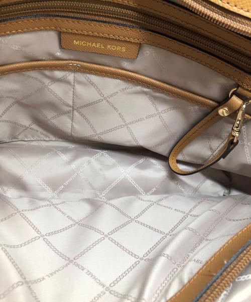 MICHAEL KORS（マイケル・コース）MICHAEL KORS (マイケルコース) トートバッグ ホワイト×ブラウンの古着・服飾アイテム