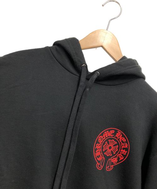 CHROME HEARTS（クロムハーツ）CHROME HEARTS (クロムハーツ) ホースシューバックプリントプルオーバーパーカー ブラック サイズ:Lの古着・服飾アイテム