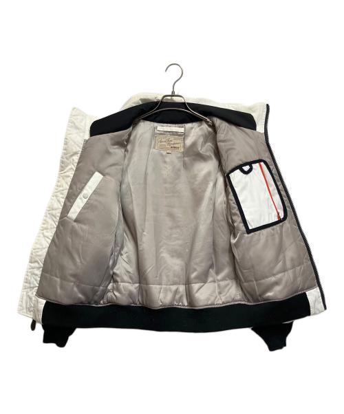 AVIREX（アヴィレックス）AVIREX (アヴィレックス) GT-10フライトジャケット ホワイト サイズ:Ｍの古着・服飾アイテム