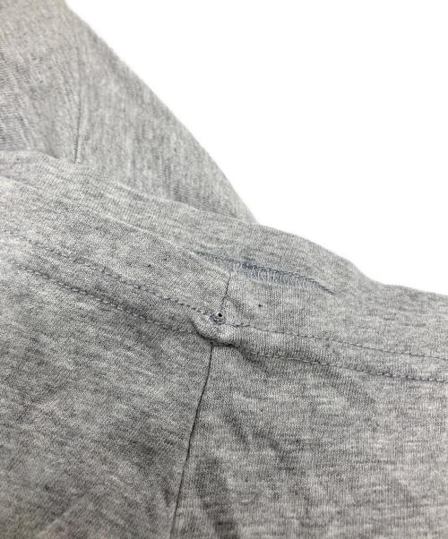 Maison Margiela（メゾンマルジェラ）Maison Margiela (メゾンマルジェラ) VネックTシャツ グレー サイズ:Mの古着・服飾アイテム