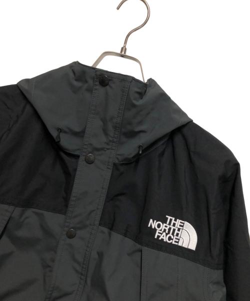 THE NORTH FACE（ザ ノース フェイス）THE NORTH FACE (ザ ノース フェイス) マウンテンライトジャケット グレー×ブラック サイズ:Ｍの古着・服飾アイテム