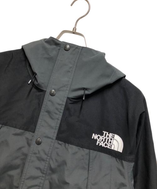 THE NORTH FACE（ザ ノース フェイス）THE NORTH FACE (ザ ノース フェイス) マウンテンライトジャケット グレー×ブラック サイズ:Lの古着・服飾アイテム