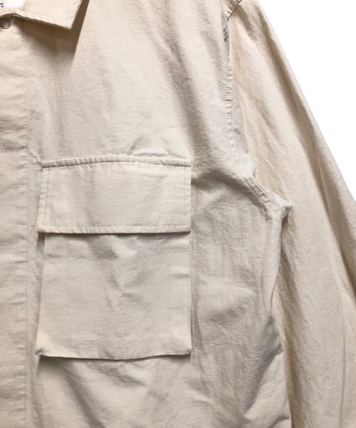 UNIVERSAL STYLE WEAR（ユニバーサルスタイルウエア）UNIVERSAL STYLE WEAR (ユニバーサルスタイルウエア) ライトファティーグシャツ アイボリー サイズ:FREE　の古着・服飾アイテム