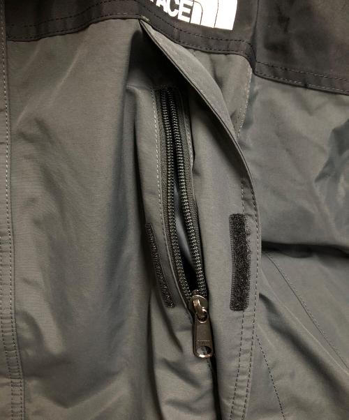 THE NORTH FACE（ザ ノース フェイス）THE NORTH FACE (ザ ノース フェイス) マウンテンライトジャケット ブラック×グレー サイズ:ＳＩＺＥ　Ｌの古着・服飾アイテム