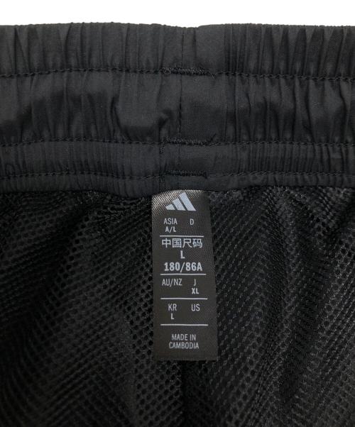 adidas（アディダス）adidas (アディダス) マストハブ ルーズフィット メッシュ裏地付き フルレングス オープンヘム ウインドパンツ ブラック サイズ:XLの古着・服飾アイテム