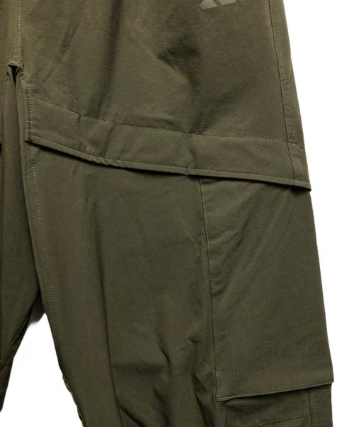 adidas（アディダス）adidas (アディダス) ティエスケープ ルーズフィット ストレッチウーブン カーゴパンツ オリーブ サイズ:Lの古着・服飾アイテム