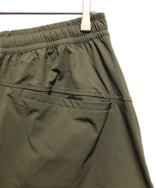adidas（アディダス）adidas (アディダス) ティエスケープ ルーズフィット ストレッチウーブン カーゴパンツ オリーブ サイズ:Lの古着・服飾アイテム