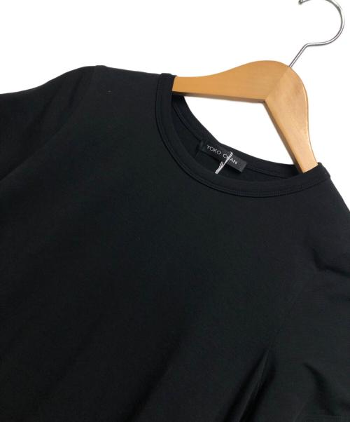 YOKO CHAN（ヨーコチャン）YOKO CHAN (ヨーコチャン) アシンメトリーペプラムカットソー ブラック×ホワイト サイズ:38の古着・服飾アイテム
