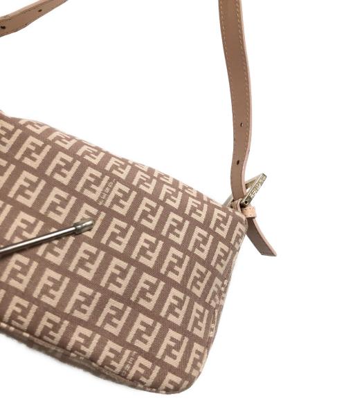 FENDI（フェンディ）FENDI (フェンディ) ショルダーバッグ ズッキーノ柄 ピンクの古着・服飾アイテム