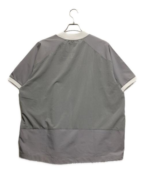 ANTIQUA GOLF（アンティカ ゴルフ）ANTIQUA GOLF (アンティカ ゴルフ) STCH (セブンティトゥクラブハウス) ゴルフウェア グレー サイズ:LXLの古着・服飾アイテム