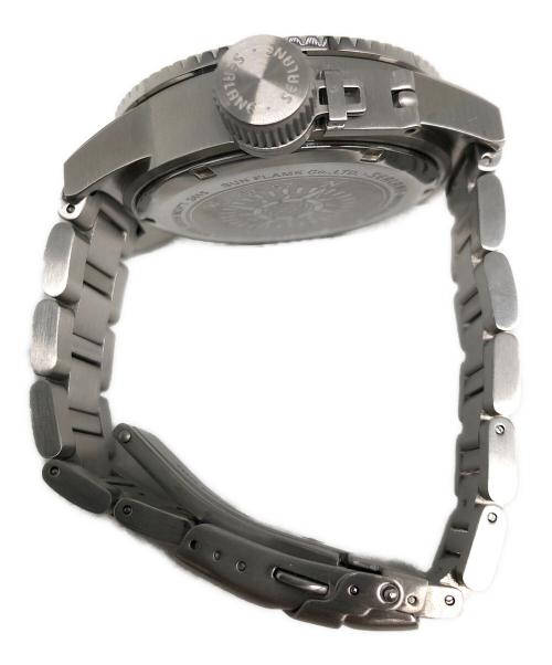 J-AXIS（ジェイアクシス）J-AXIS (ジェイアクシス) 腕時計 レッドの古着・服飾アイテム