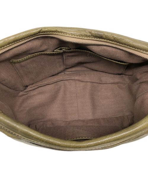 genten（ゲンテン）genten (ゲンテン) GOATNUME レザーショルダーバッグ カーキの古着・服飾アイテム