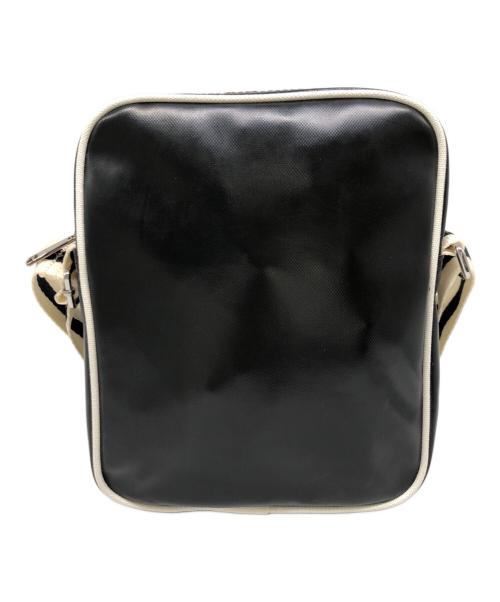FRED PERRY（フレッドペリー）FRED PERRY (フレッドペリー) Classic Side Bag ブラック サイズ:3L 未使用品の古着・服飾アイテム