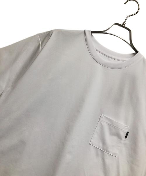 THE NORTH FACE（ザ ノース フェイス）THE NORTH FACE (ザ ノース フェイス) ショートスリーブエアリーポケットティー ホワイト サイズ:L 未使用品の古着・服飾アイテム