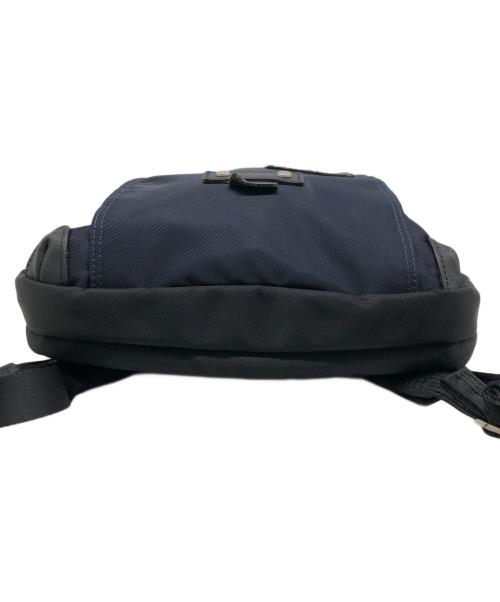 master-piece（マスターピース）master-piece (マスターピース) デイバッグ ネイビー×ブラックの古着・服飾アイテム