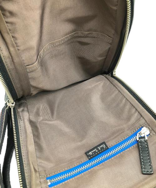 PAUL SMITH（ポールスミス）Paul Smith (ポールスミス) ボディバッグ ネイビー×ブラックの古着・服飾アイテム