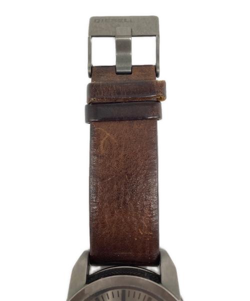 DIESEL（ディーゼル）DIESEL (ディーゼル) 腕時計 シルバーの古着・服飾アイテム