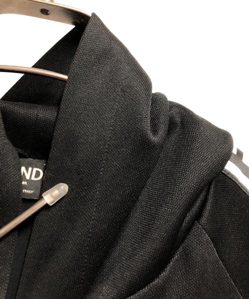 FENDI（フェンディ）FENDI (フェンディ) プルオーバーパーカー ホワイト×ブラック サイズ:Sの古着・服飾アイテム