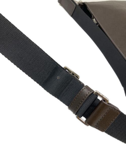 PAUL SMITH（ポールスミス）PAUL SMITH (ポールスミス) ショルダーバッグ ブラウンの古着・服飾アイテム