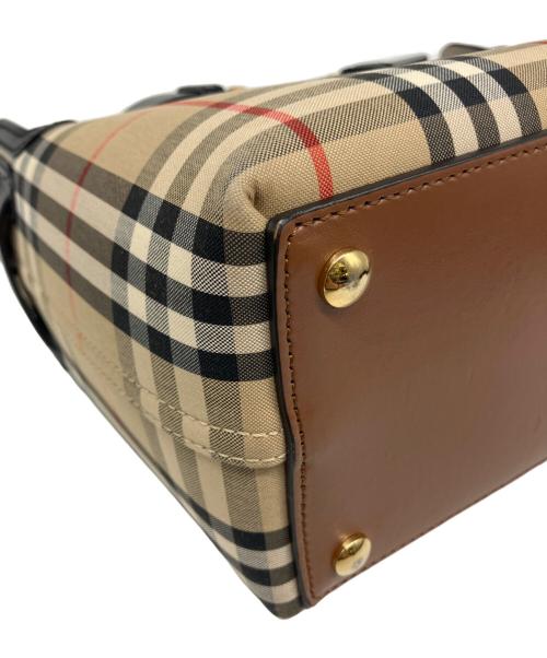 BURBERRY（バーバリー）BURBERRY (バーバリー) ヴィンテージチェック トリプルスタッズ ベルトバッグ ベージュ×ブラックの古着・服飾アイテム