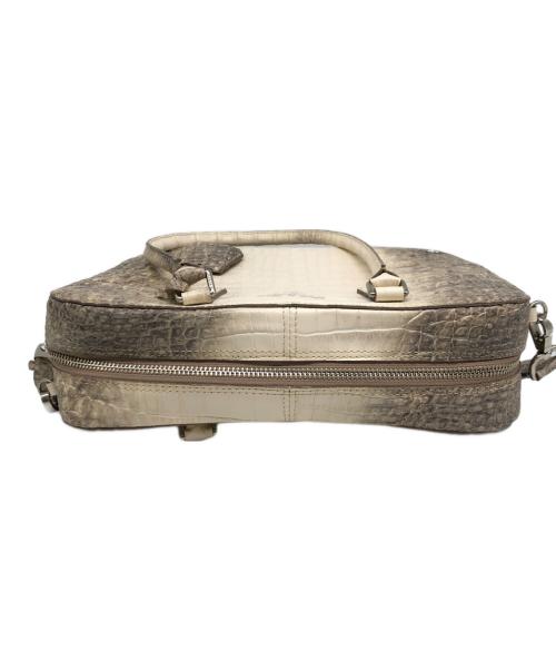 A.D.M.J.（エーディーエムジェイ）A.D.M.J. (エーディーエムジェイ) クロコダイル型押しボストンバッグ ホワイトの古着・服飾アイテム