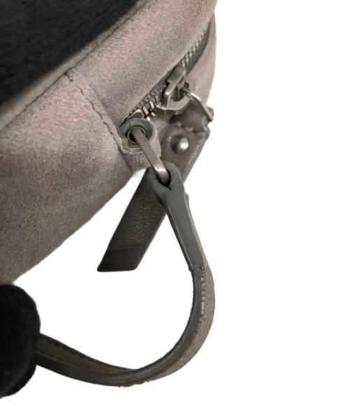 Saint Laurent Paris（サンローランパリ）Saint Laurent Paris (サンローランパリ) ショルダーバッグ ライトグレーの古着・服飾アイテム